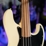 1990-1991 Fender MIJ Fretless Jazz Bass Olympic White