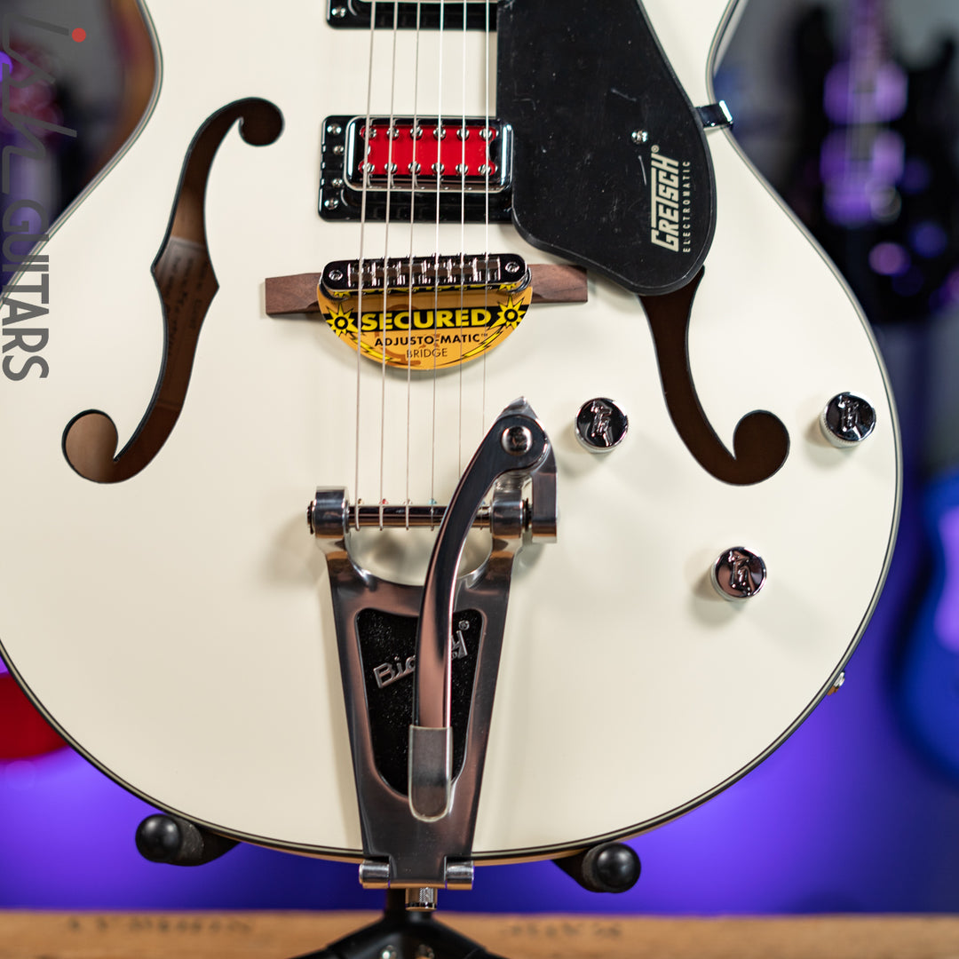 Gretsch G5410T Electromatic “Rat Rod” Hollowbody Vintage White - Demo