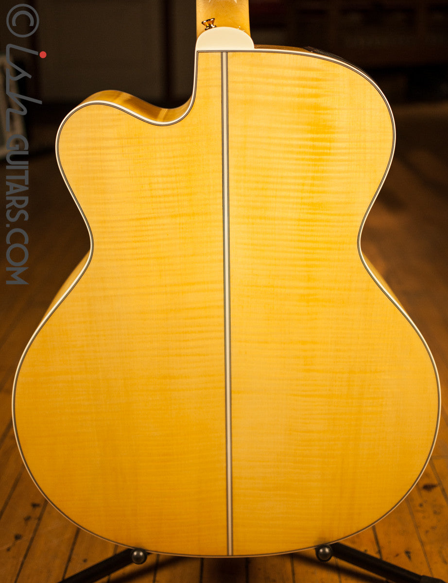 Takamine GJ72CE Jumbo Acoustic