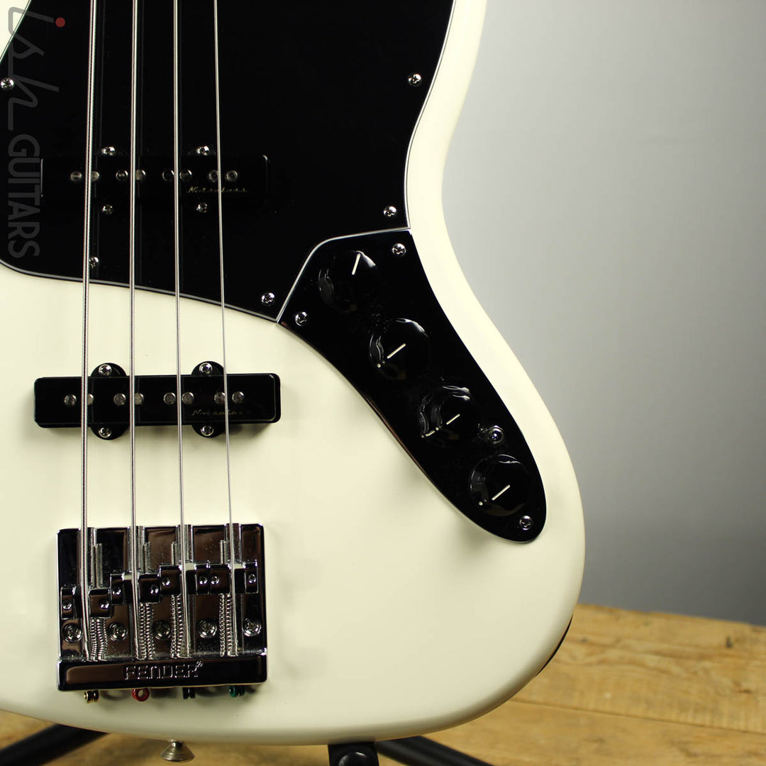 2017 Fender Jazz Bass Deluxe Active Olympic White