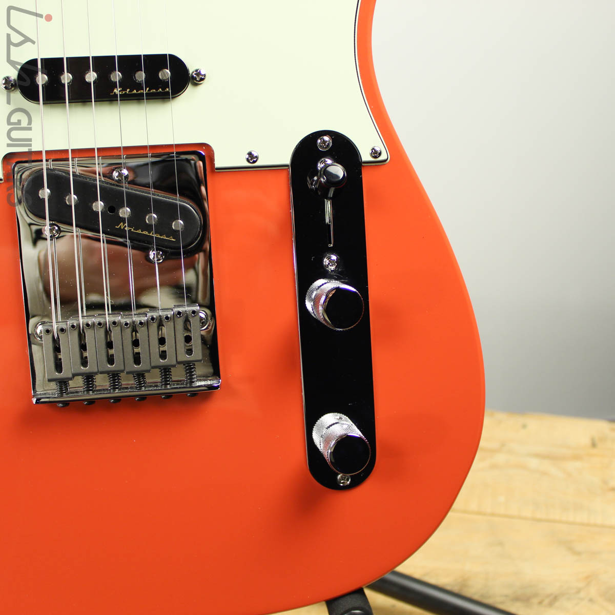 2016 Fender Deluxe Nashville MIM Telecaster Fiesta Red – Ish Guitars