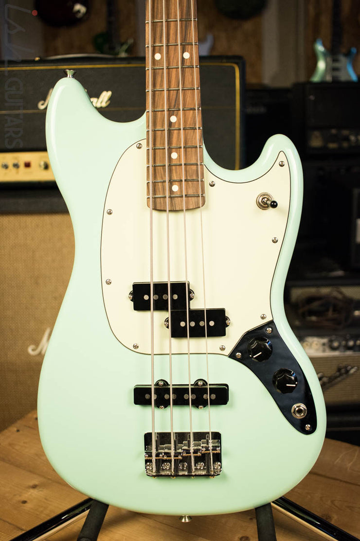 2017 Fender PJ Mustang Bass Daphne Blue