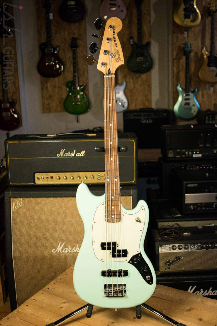 2017 Fender PJ Mustang Bass Daphne Blue