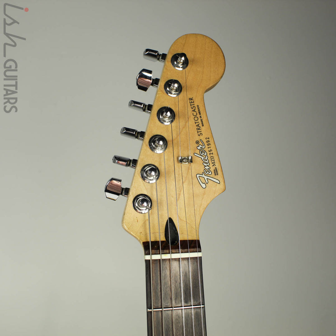 2000 Fender MIM Stratocaster Sunburst w/ Gold Anodized Pickguard