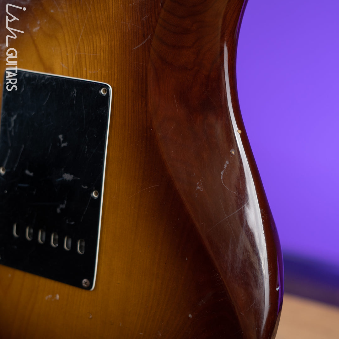 1980’s Ovation Ultra GS Burst
