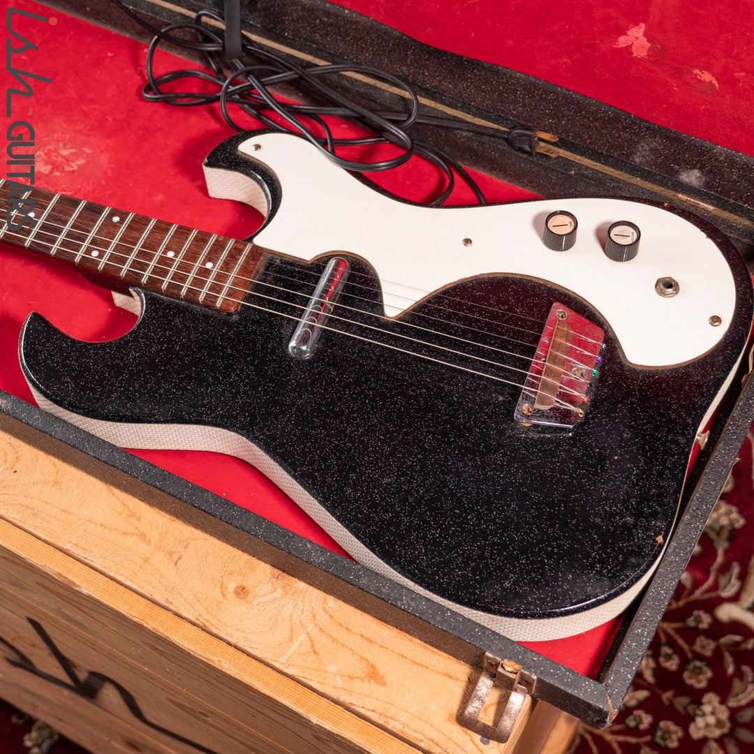 1960s Sears Silvertone Model 1448 Guitar and Amplifier Case