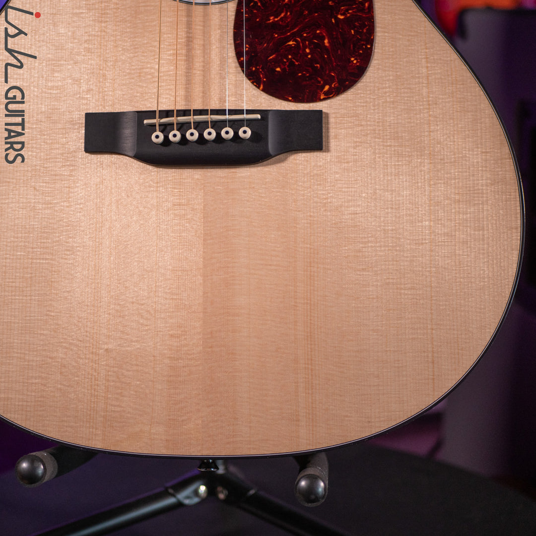 Martin GPC-11E Road Series Grand Performance