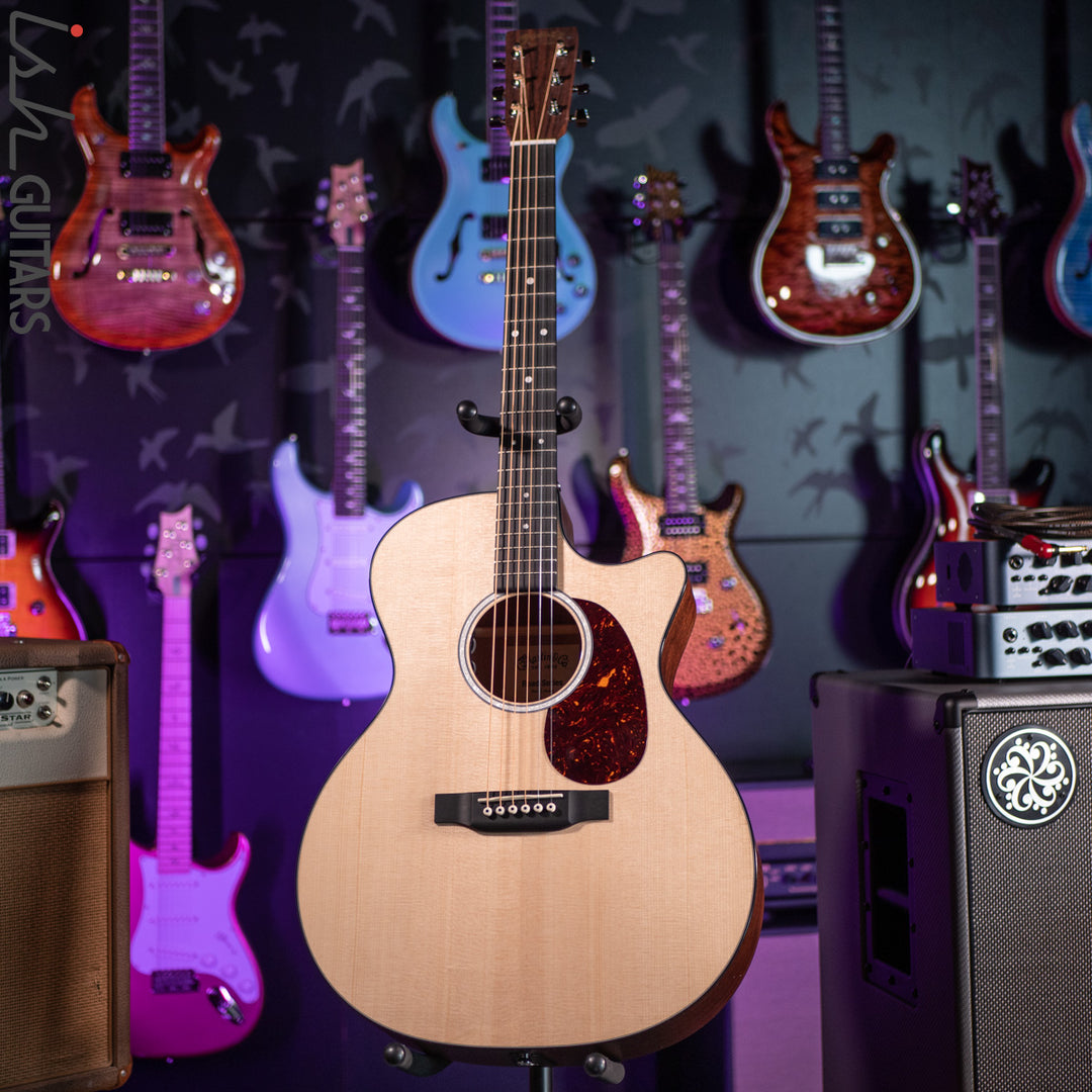 Martin GPC-11E Road Series Grand Performance