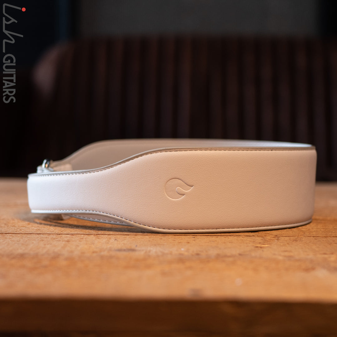 Lava Music Ideal Strap 2 White