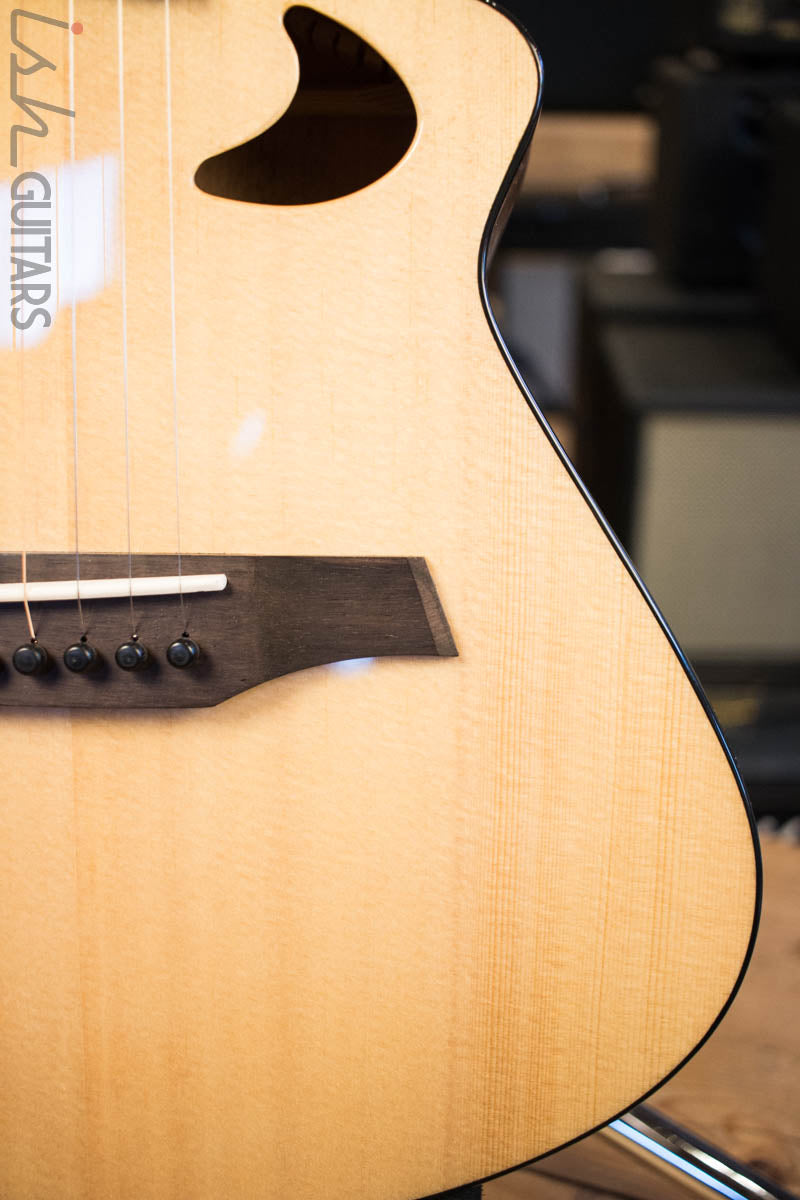 Veillette Avante Gryphon Six String Cutaway Clear Finish Acoustic Guitar