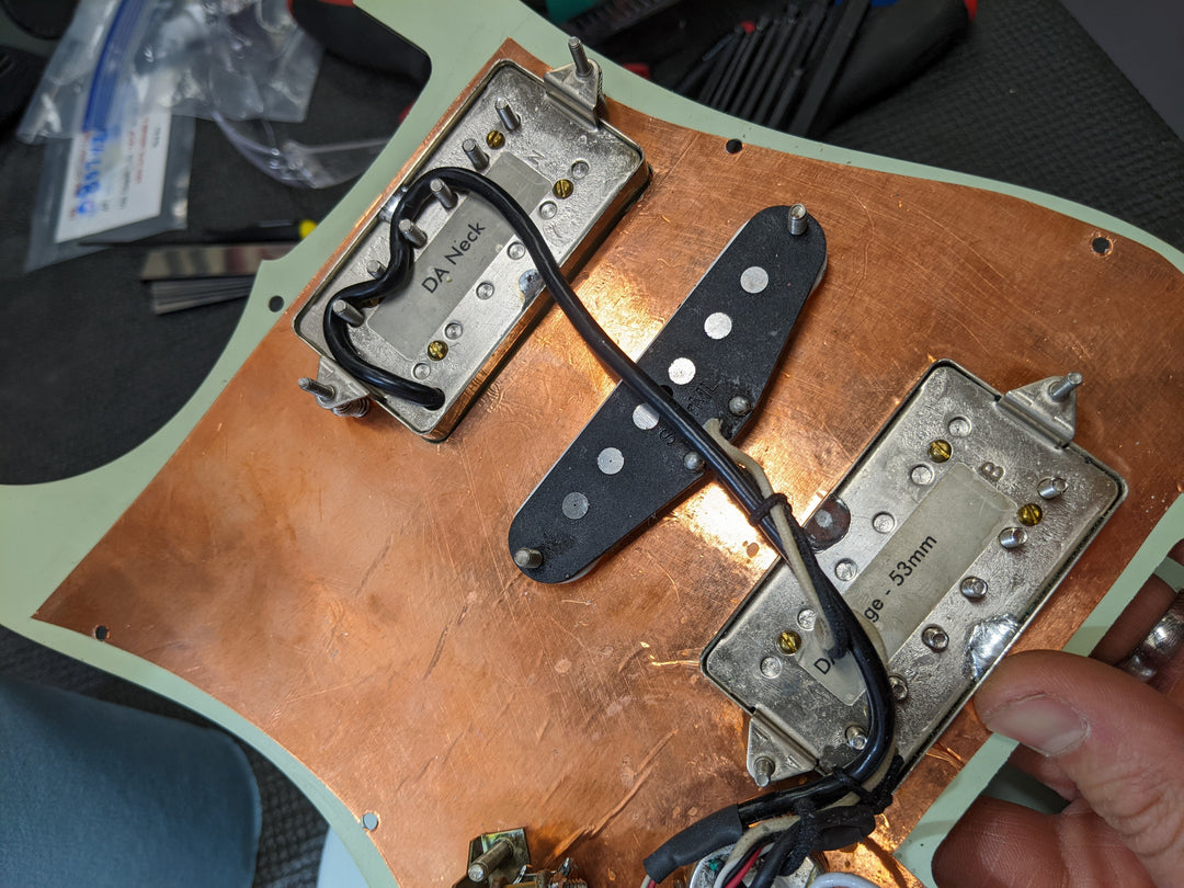 2019 Suhr Classic S Antique Ian Thornley Signature