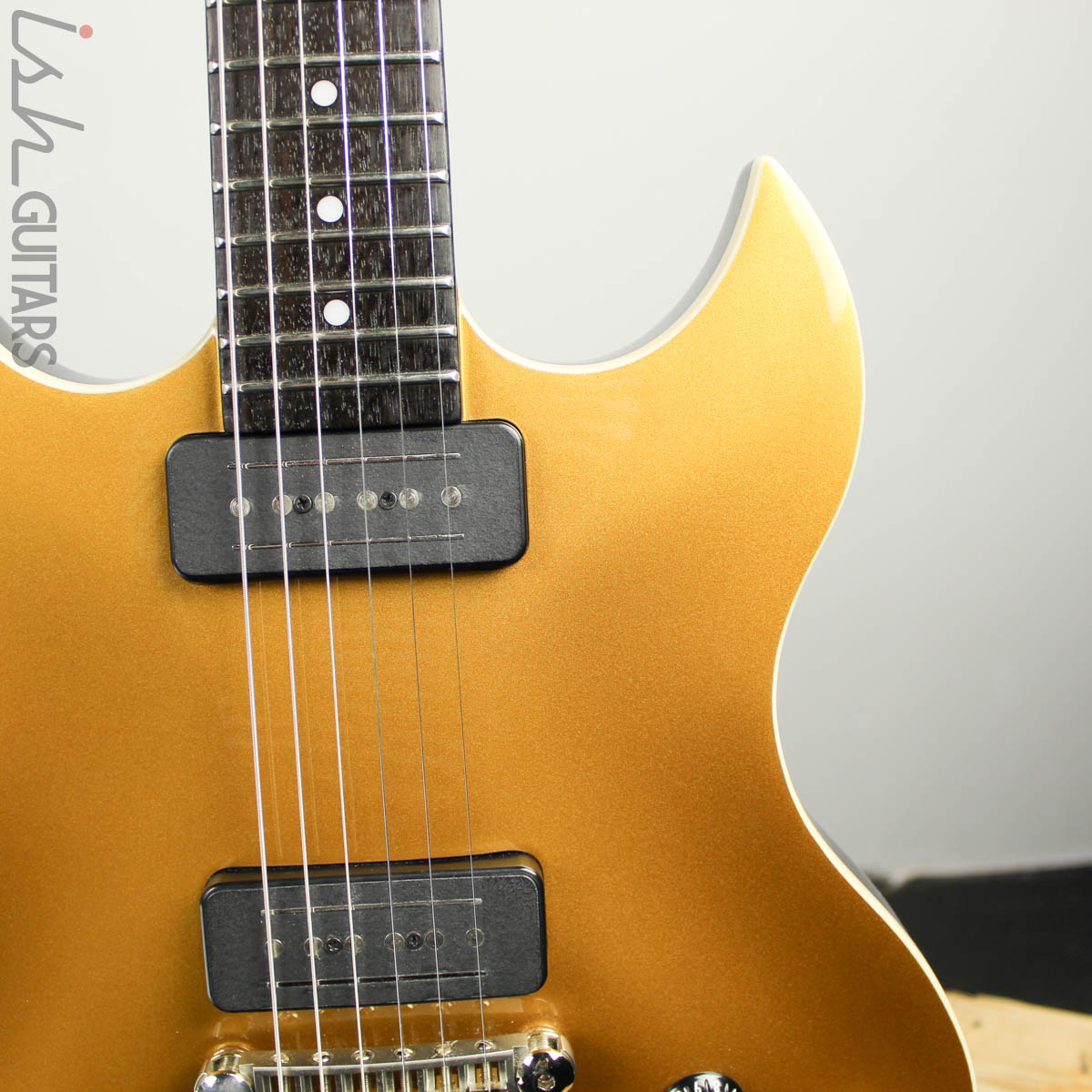2009 Vox SDC-33 with Case – Ish Guitars