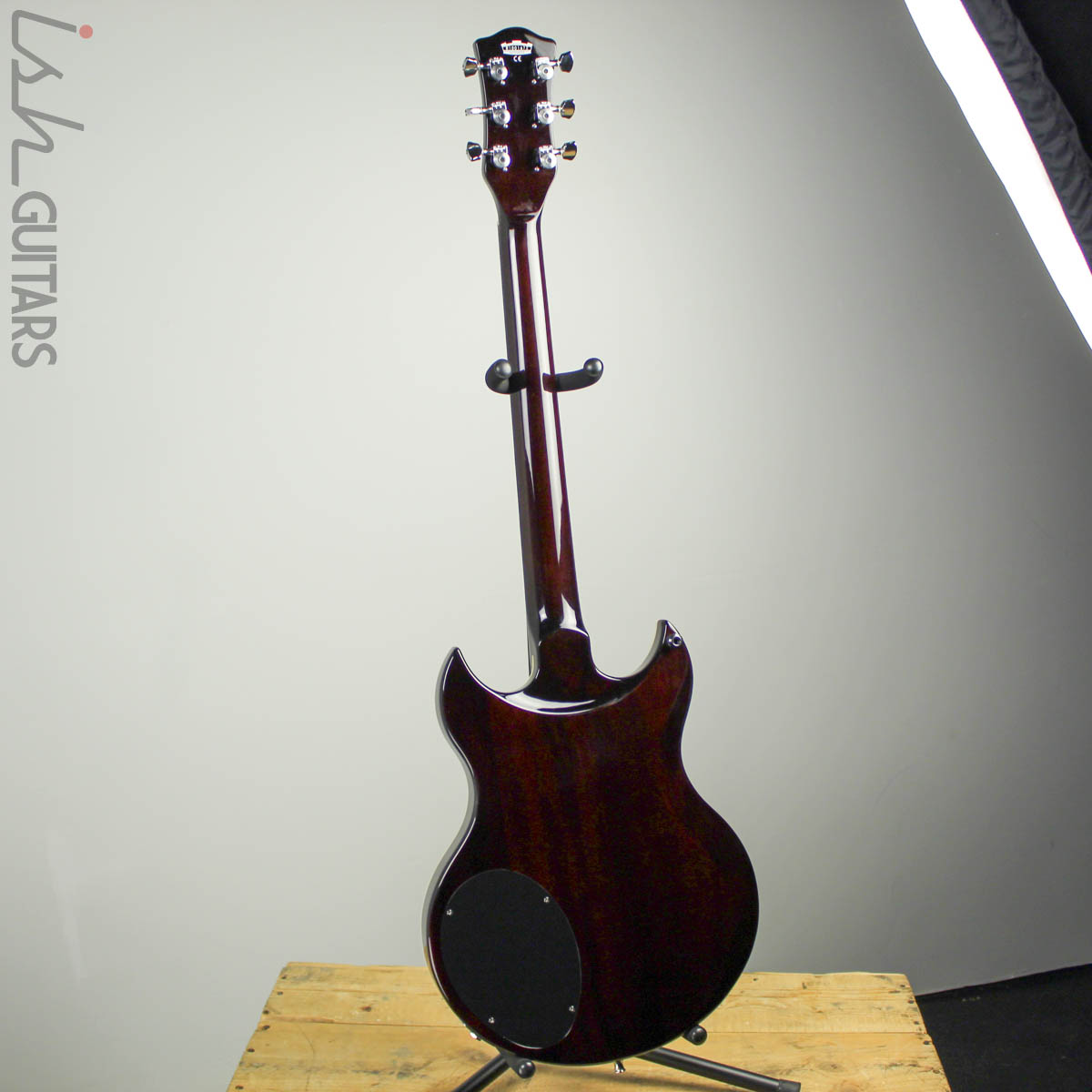 2009 Vox SDC-33 with Case – Ish Guitars