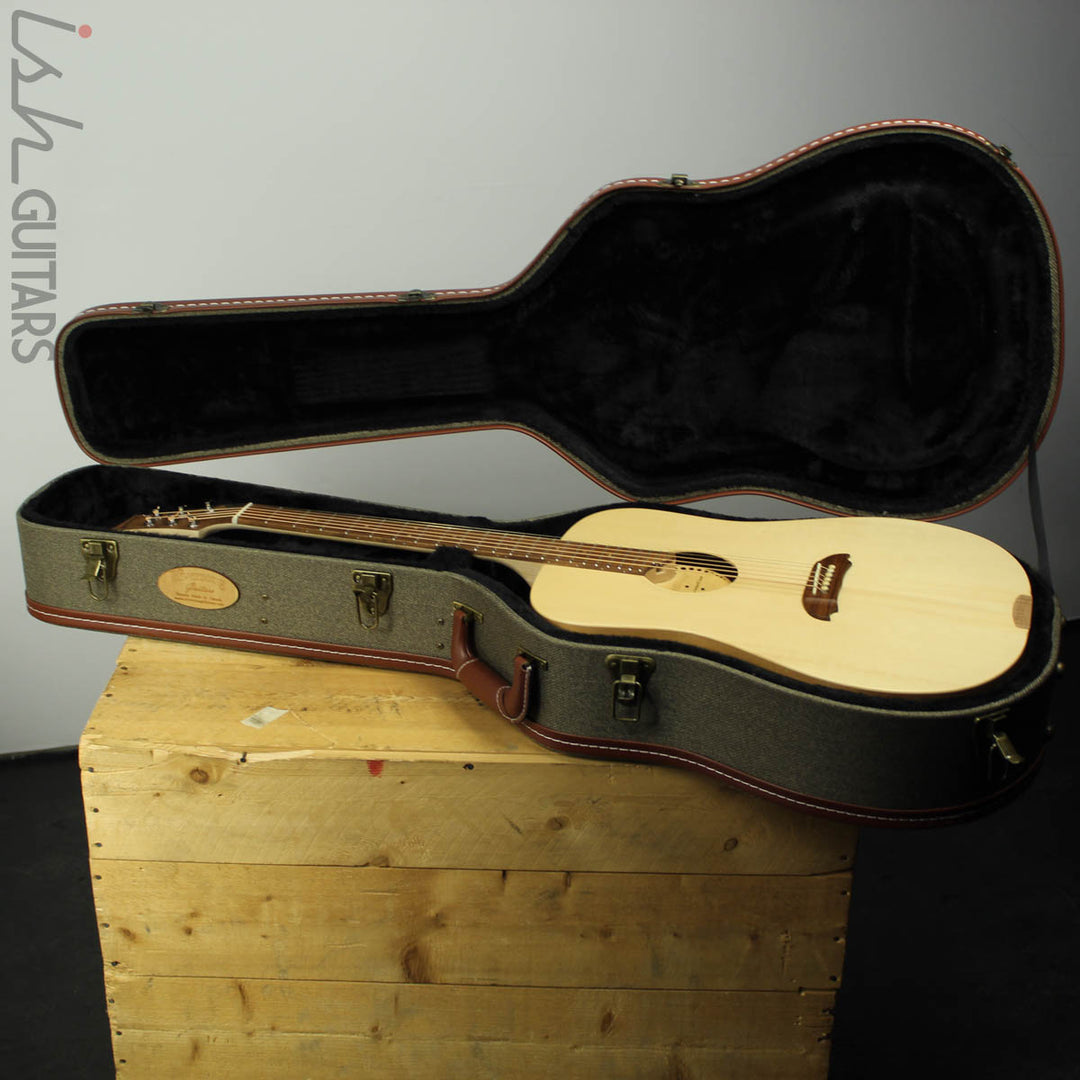 2014 Riversong Tradition Canadian Performance Acoustic Guitar w/ NeckNology