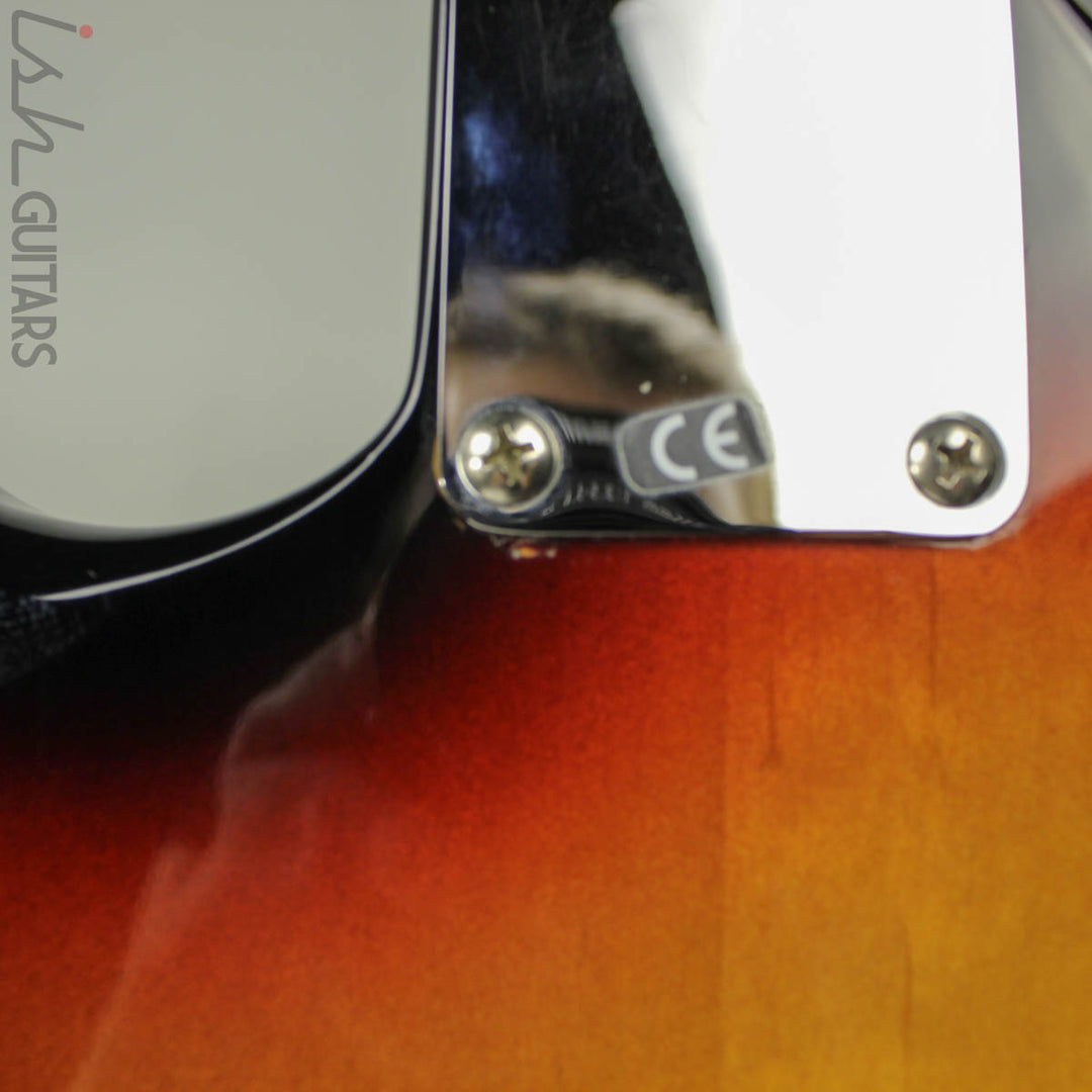1999 Fender Custom Shop NOS 60’s Style Stratocaster Three Tone Sunburst