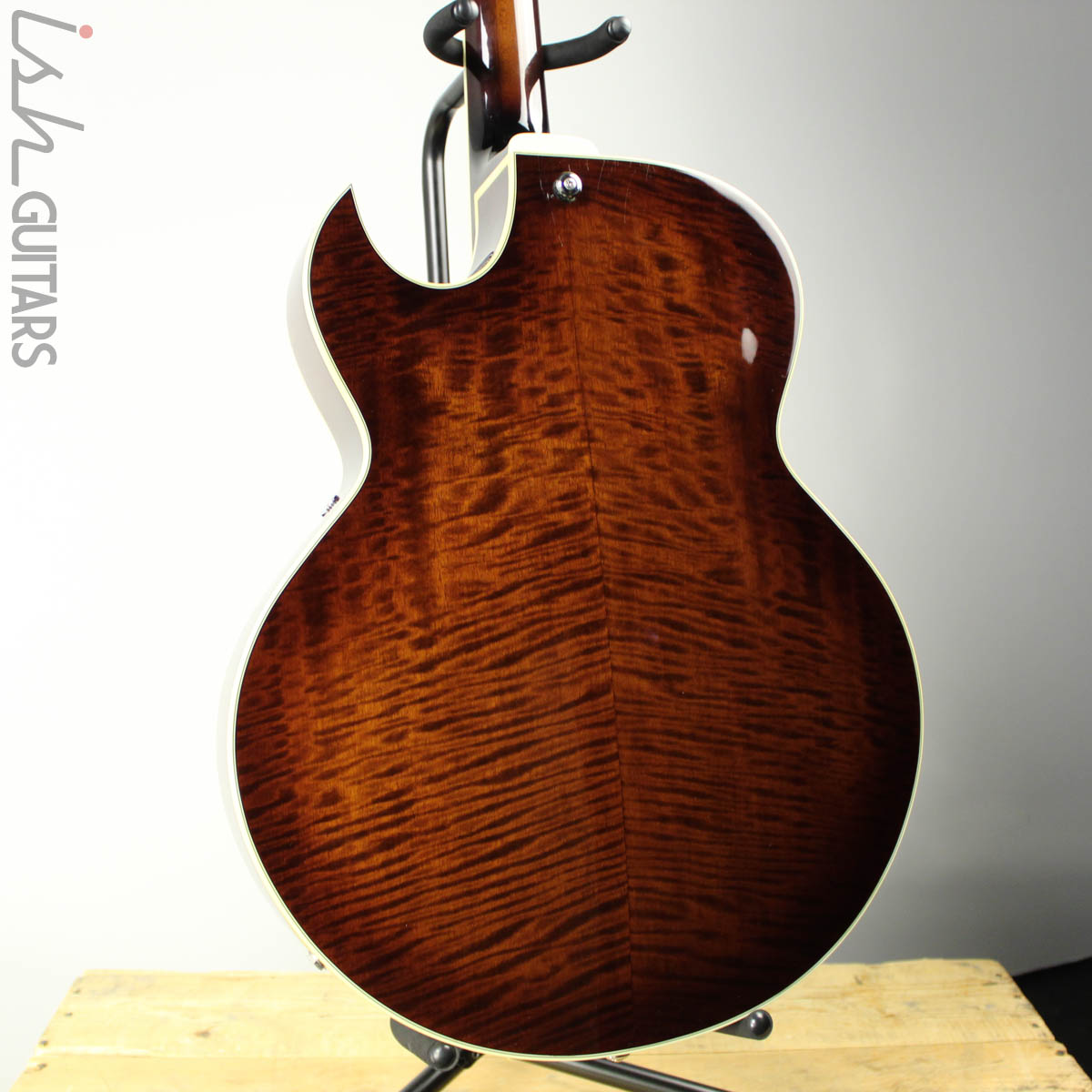 【新品弦張替済】Ibanez フルアコ AK85-DVS ARTCOREシリーズ Ibanez AK85-DVS-12-01 – Chicago Music Exchange