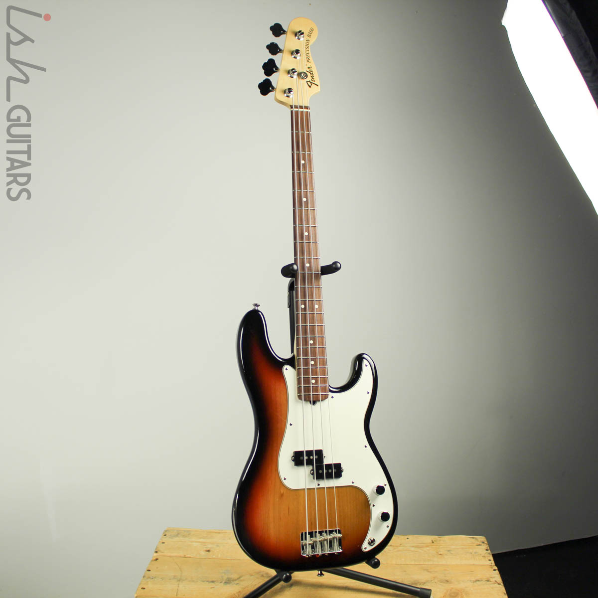 2006 Fender Precision Bass USA – Ish Guitars