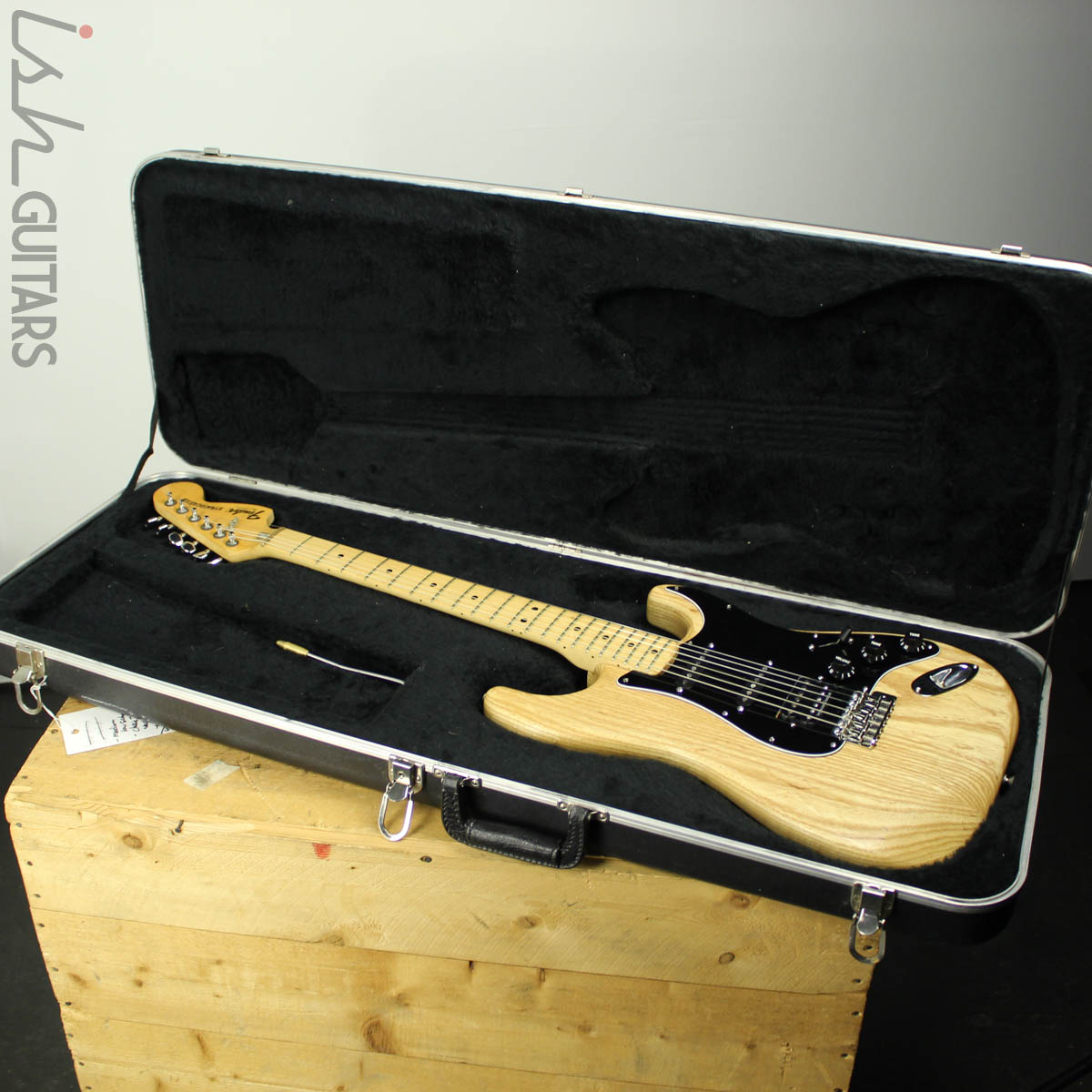 【金額相談可】【70s USA】Fender Stratocaster CBS期 1978-81 Fender USA Stratocaster Natural Refin – Ish Guitars