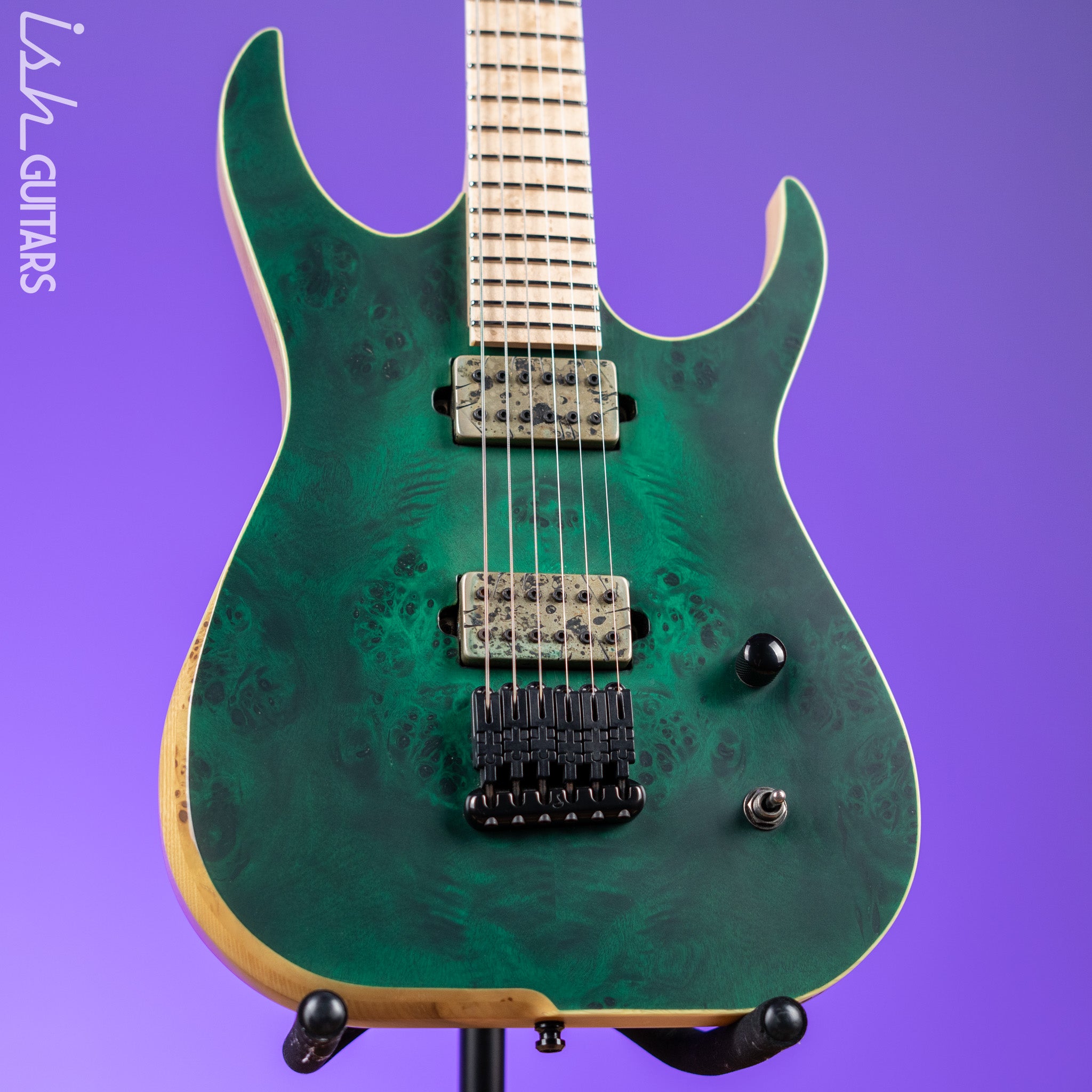 Skervesen Raptor 6 Green Burl – Ish Guitars