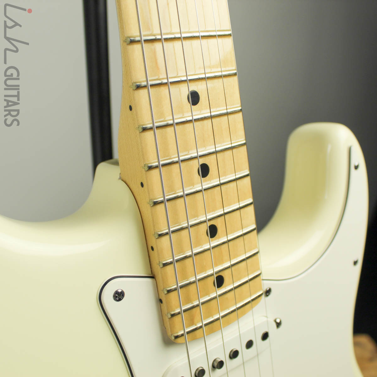 2011 Fender Stratocaster American Standard – Ish Guitars