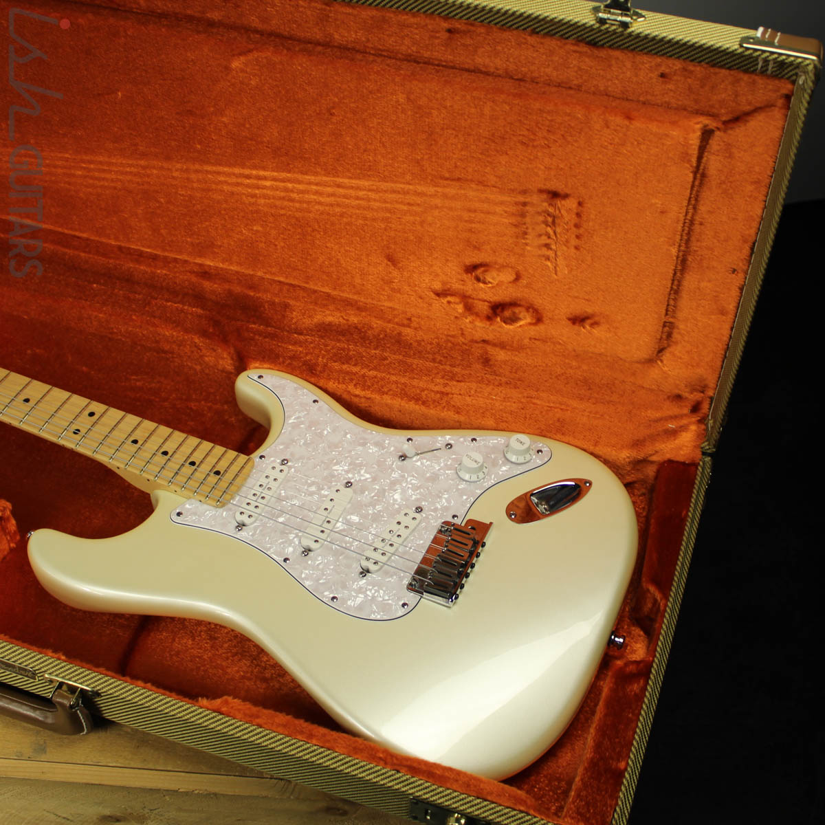 2014 Fender American Deluxe Stratocaster Olympic Pearl White