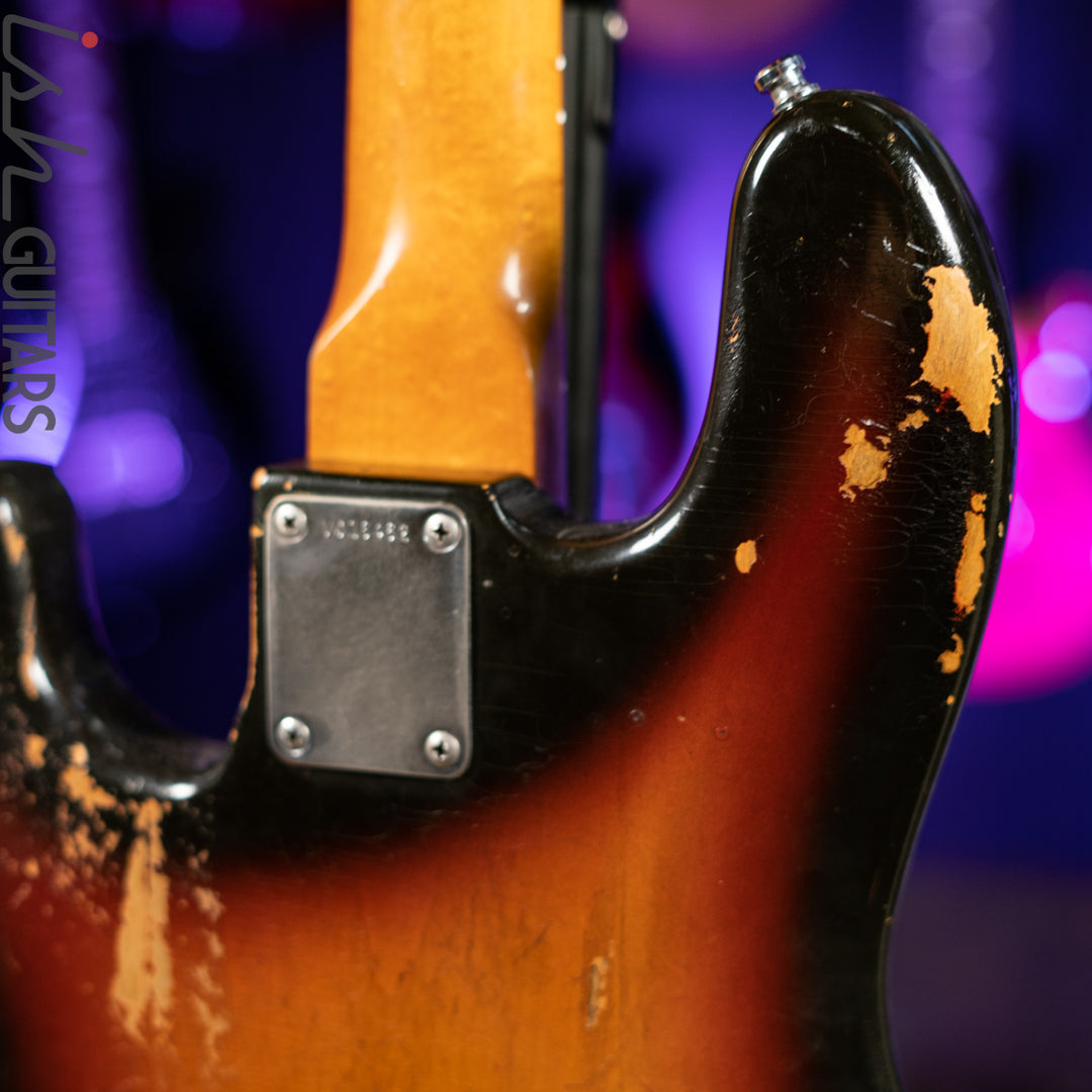 1983 Fender Fullerton ‘62 Reissue Jazz Bass 3-Tone Sunburst