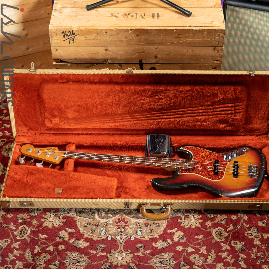 1983 Fender Fullerton ‘62 Reissue Jazz Bass 3-Tone Sunburst