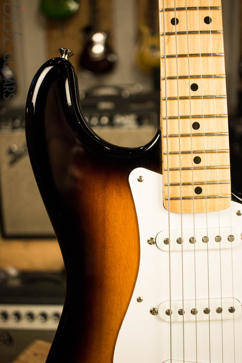 2014 Fender American Vintage Reissue ‘54 Stratocaster Sunburst Limited Edition