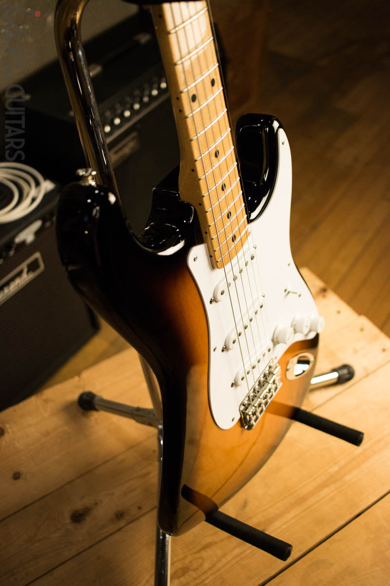 2014 Fender American Vintage Reissue ‘54 Stratocaster Sunburst Limited Edition