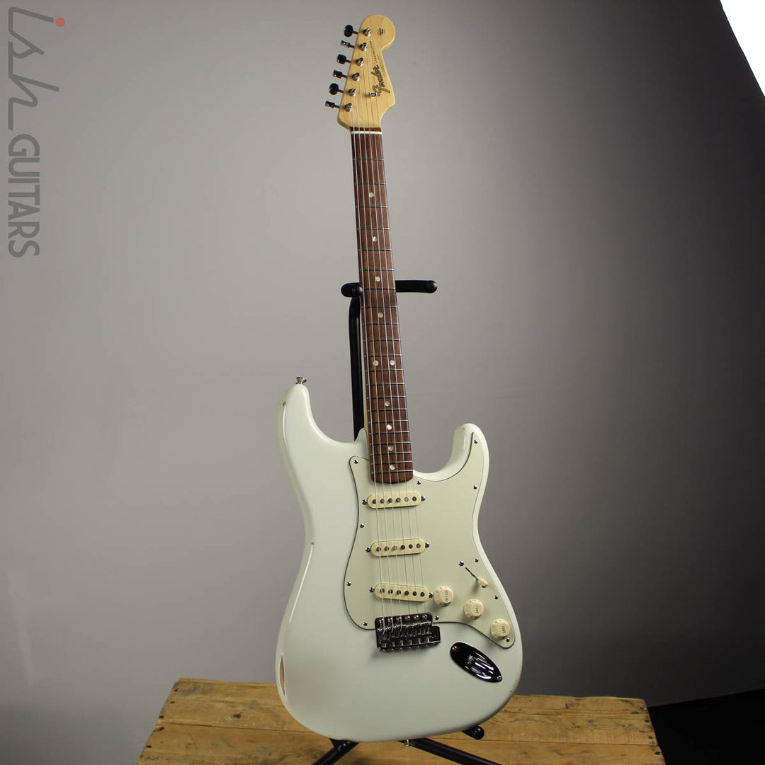 2016 Fender American Vintage ‘65 Reissue Stratocaster Olympic White