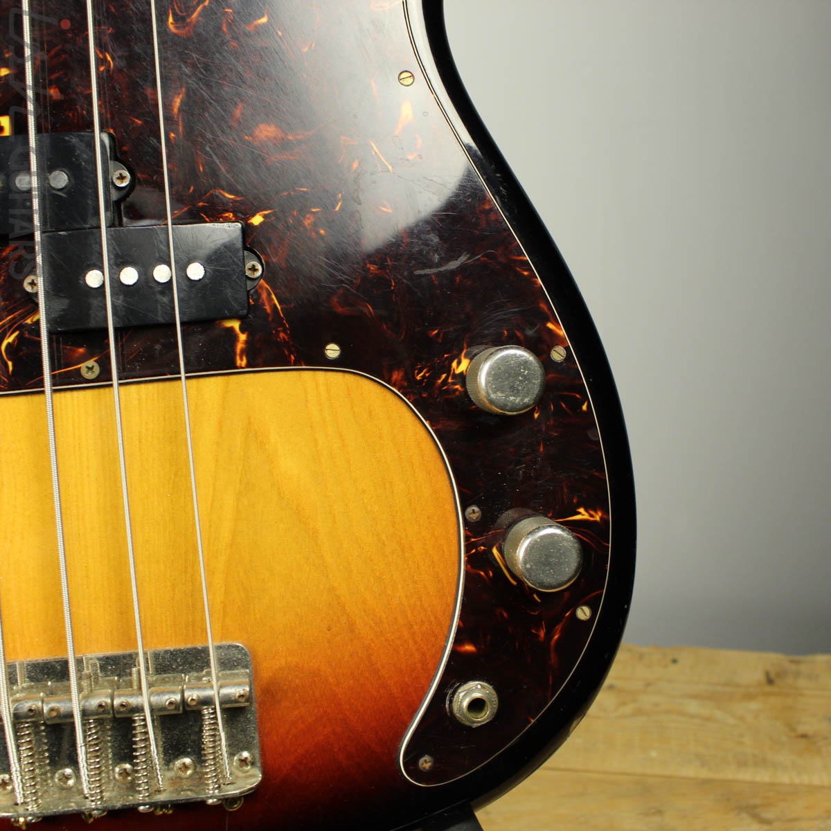 1977 Yamaha Pulser PB-450 Bass MIJ Lawsuit Sunburst – Ish Guitars