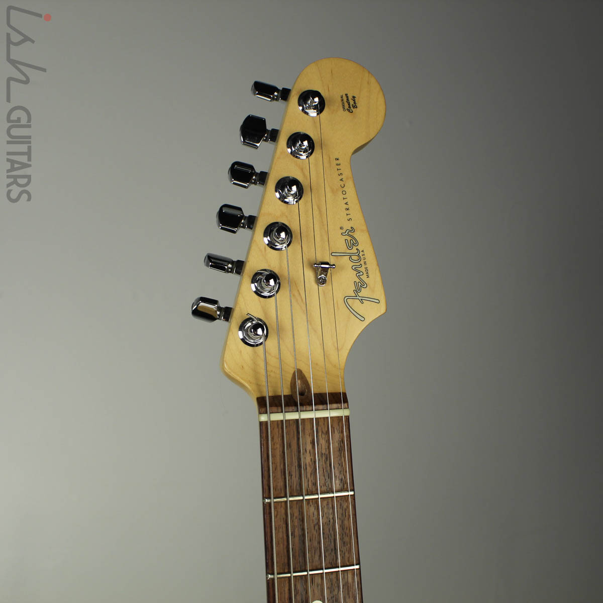 2005 Fender American Standard Stratocaster Candy Apple Red – Ish