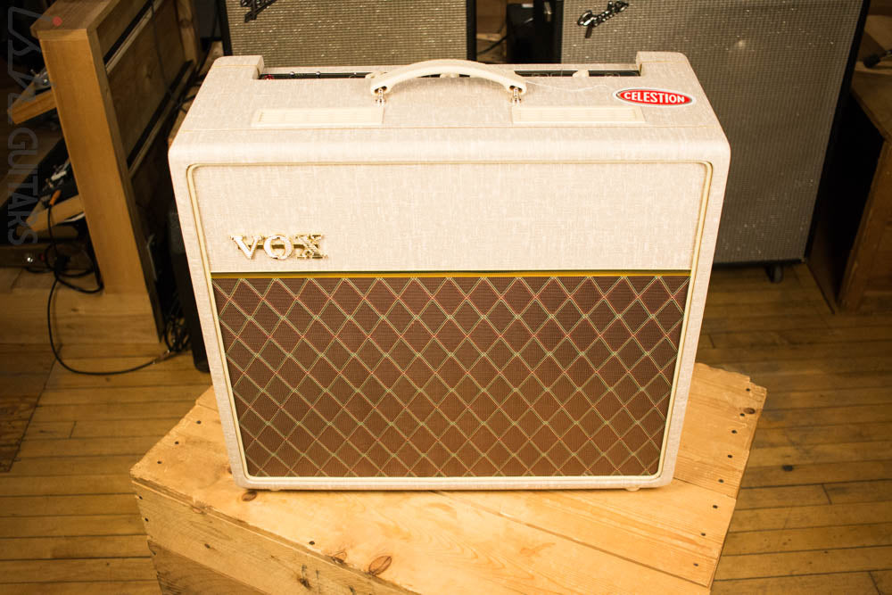 Vox Hand-Wired AC15HW1 Single 12" Celestion G12M Greenback Speaker