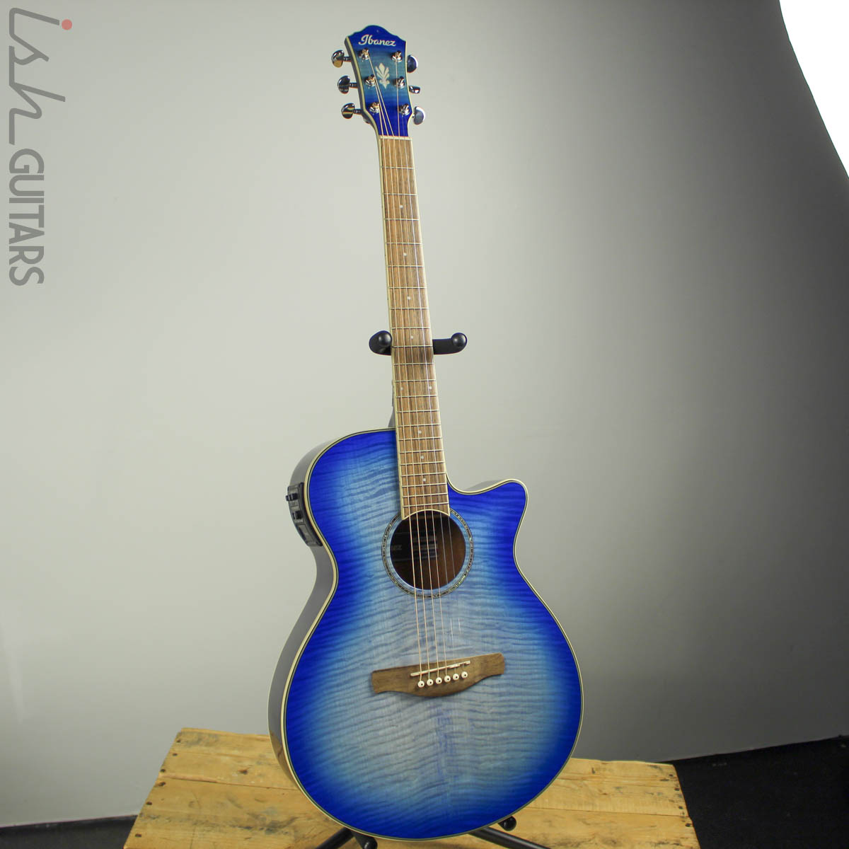 Ibanez AEG19II Acoustic Electric Ocean Blue Burst - Blemished