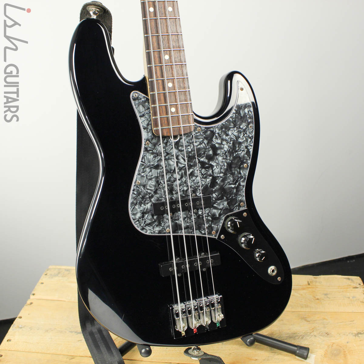 fender jazz bass 極美品　ネック指板ブラック化 2004 Fender Jazz Bass Standard MIM Black – Ish Guitars