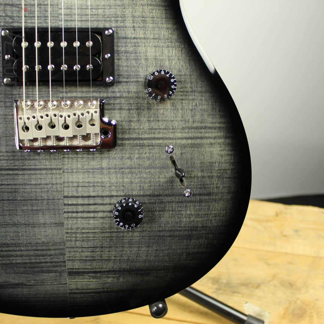 PRS SE Custom 24 Charcoal Burst w/ Blemish