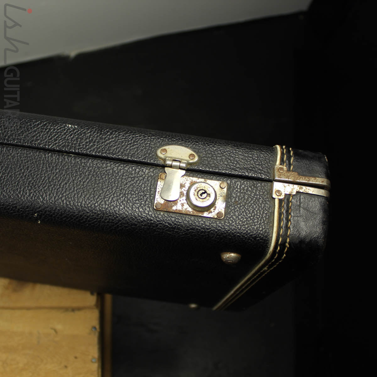 60s/70s Fender Bass Case – Ish Guitars
