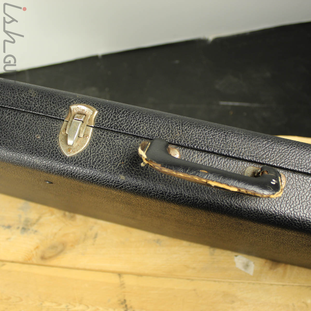 60s/70s Fender Bass Case – Ish Guitars