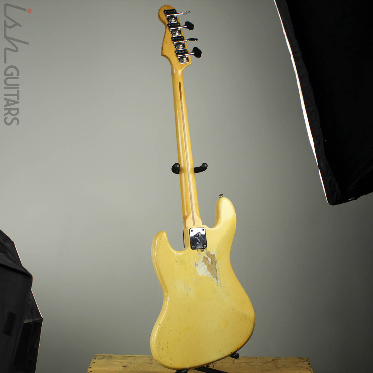 1976 Fender Jazz Bass Rare Olympic White – Ish Guitars