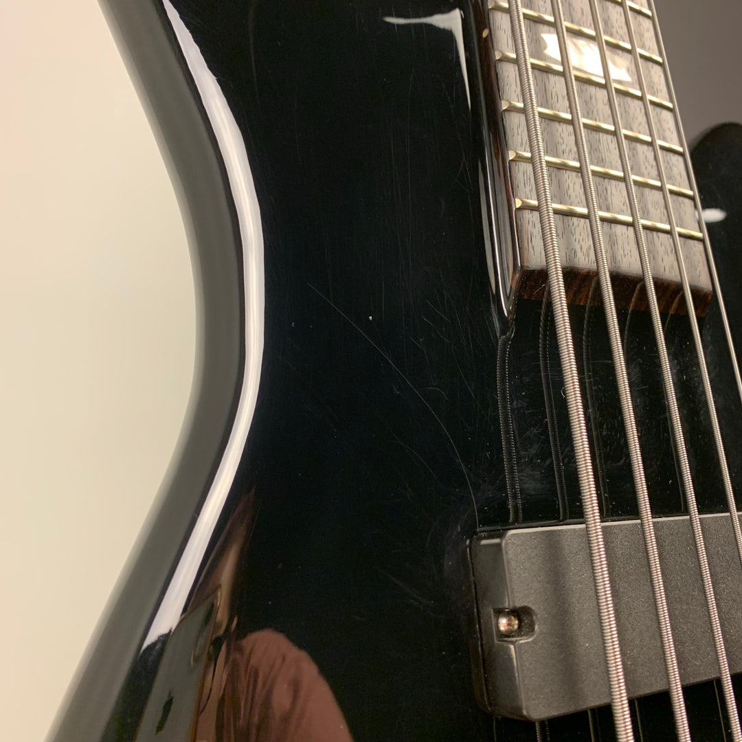 2000’s Spector Euro 5LX Gloss Black