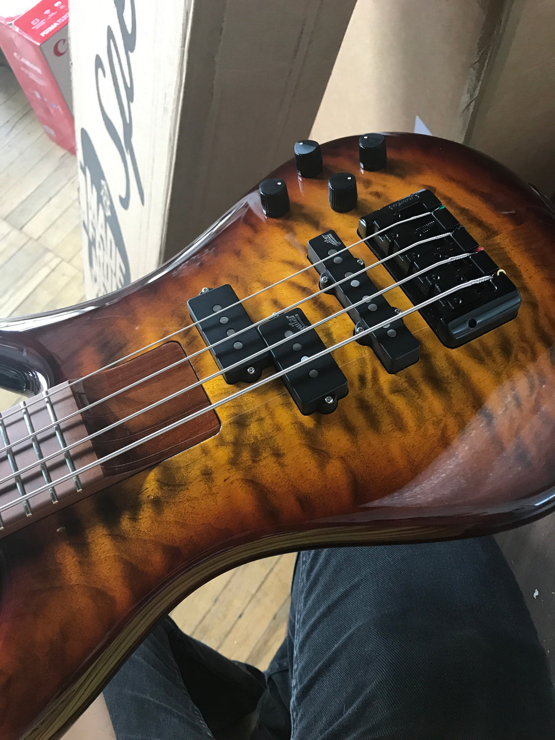 Spector Euro Bolt 4 Roasted Maple Tobacco Sunburst Gloss B-Stock