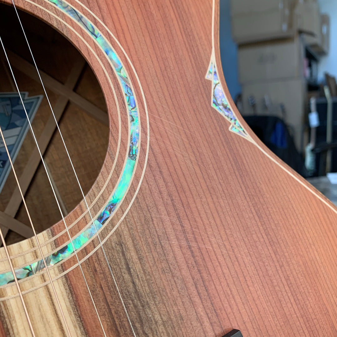 Cole Clark Angel 3 AN3EC-RDBL Redwood Top B-Stock
