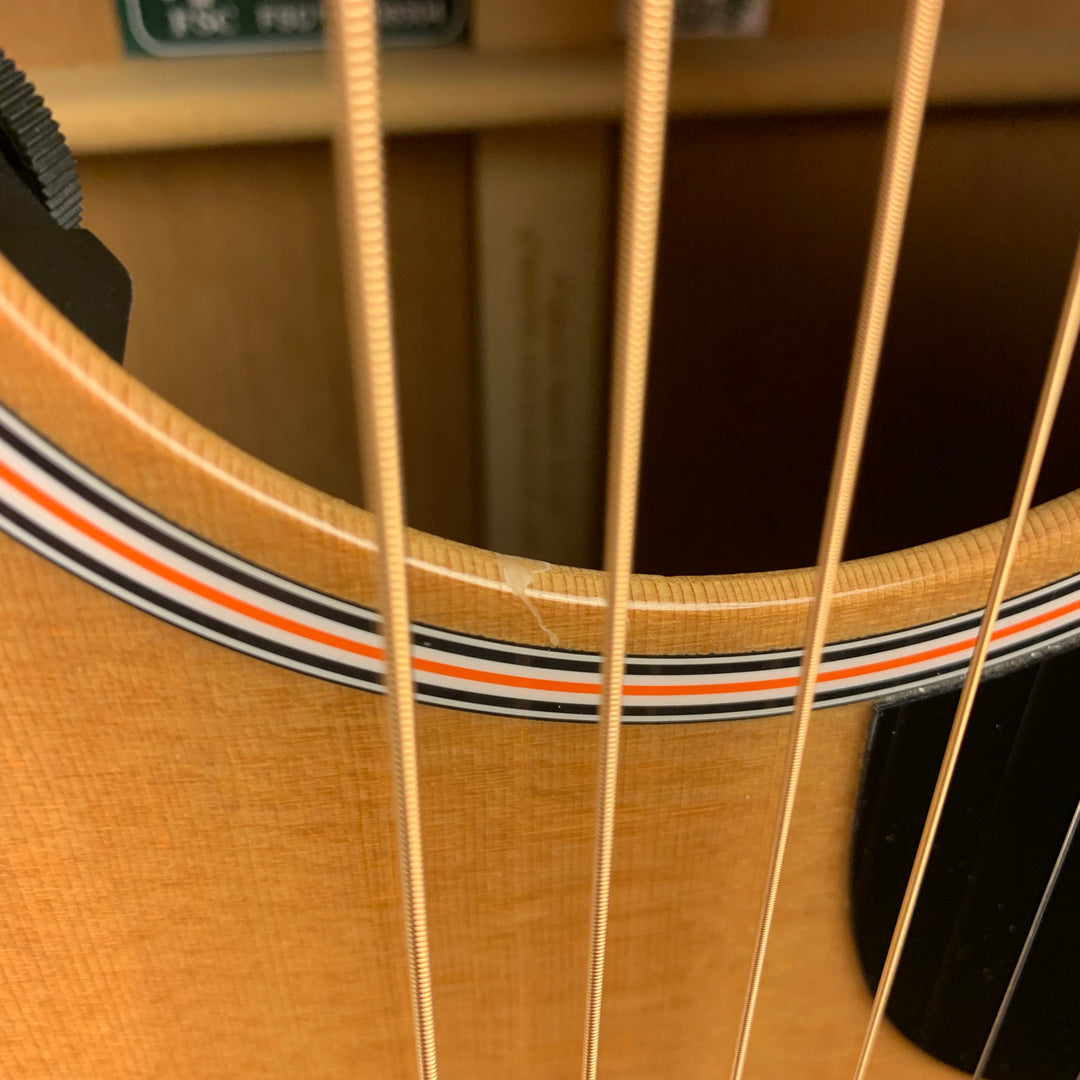 2016 Martin OMC-16E