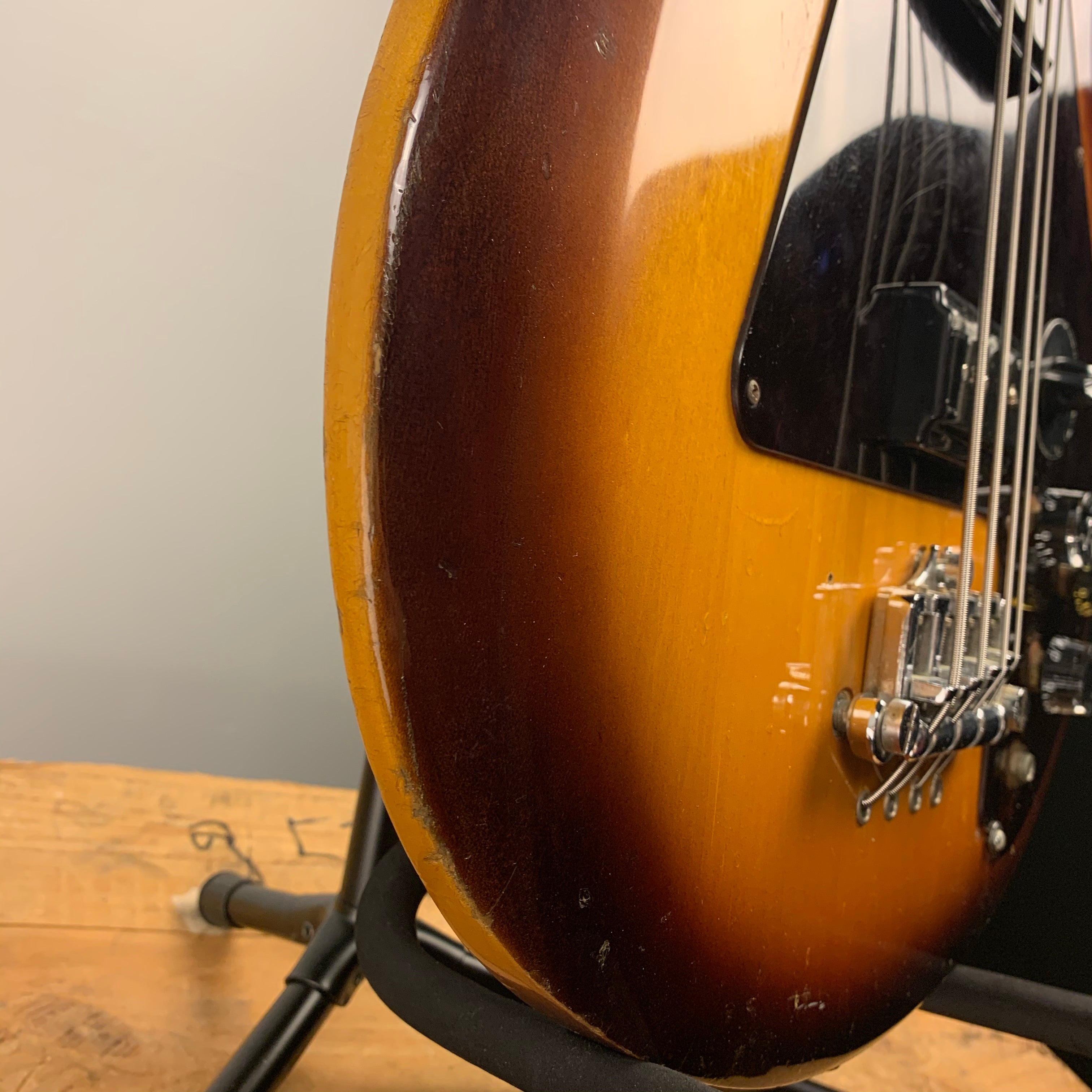 1974 Gibson The Ripper Tobacco Sunburst – Ish Guitars