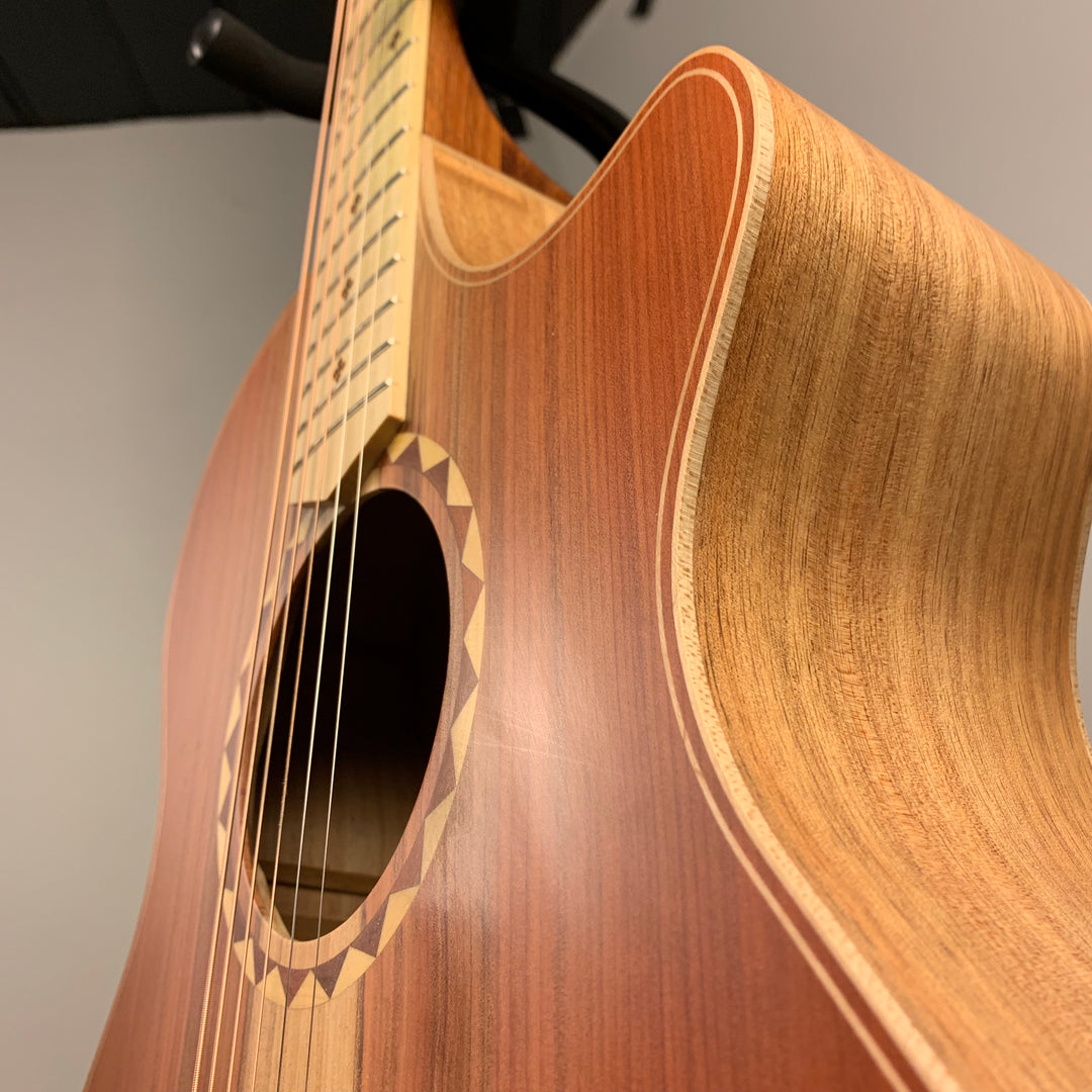 Cole Clark Angel AN2EC-RDBLSB Redwood Blackwood