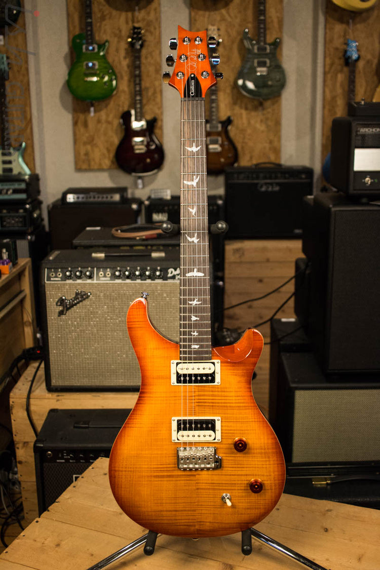PRS SE Custom 22 美品 PRS SE Custom 22 Electric Guitar Cherry Sunburst w/ Gigbag