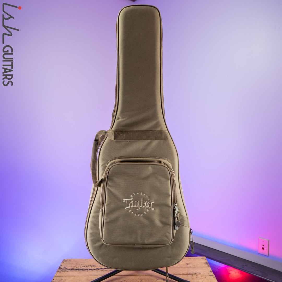 2021 Taylor 110e Dreadnought Natural Sitka