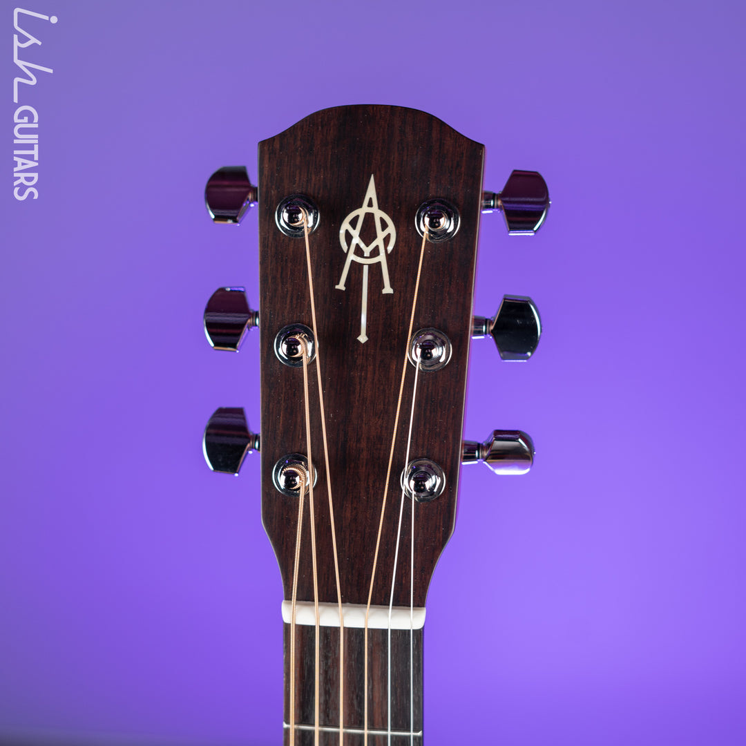Alvarez Yairi GYM70CESHB Masterworks Grand Auditorium Cutaway Shadowburst