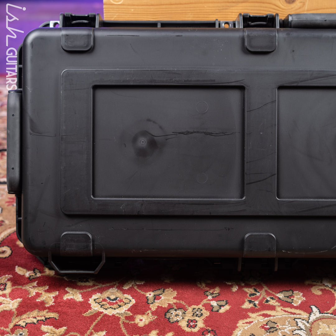 SKB iSeries Les Paul Flight Case Waterproof Black